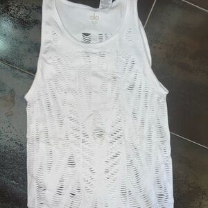Alo Yoga Vixen Muscle Tank In White Size Small